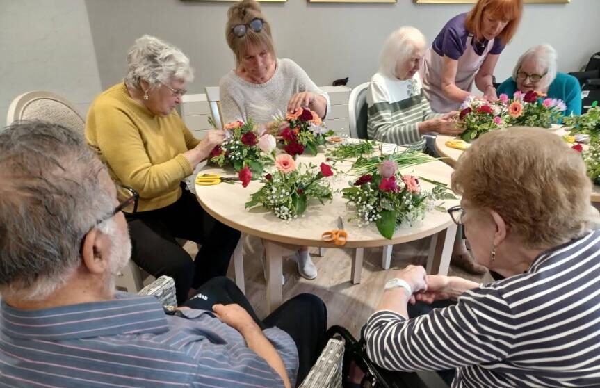 residents flowing arranging